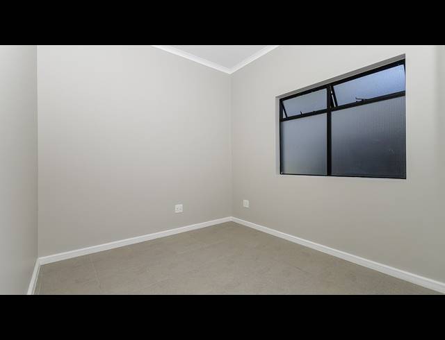 2 BEDROOM APARTMENT FOR SALE IN WATERFALL